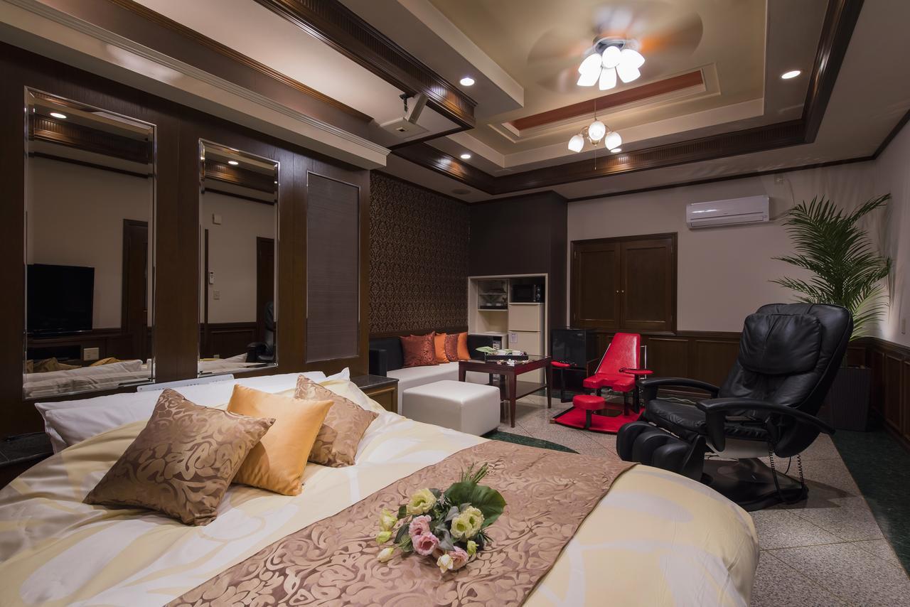 Hotel Sulata Ashikaga (Adults Only) Buitenkant foto